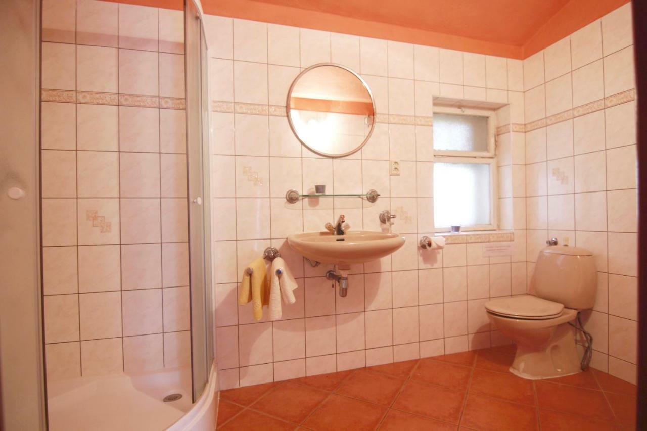 Ubytovani U Lavky Suchovrsice Exteriér fotografie